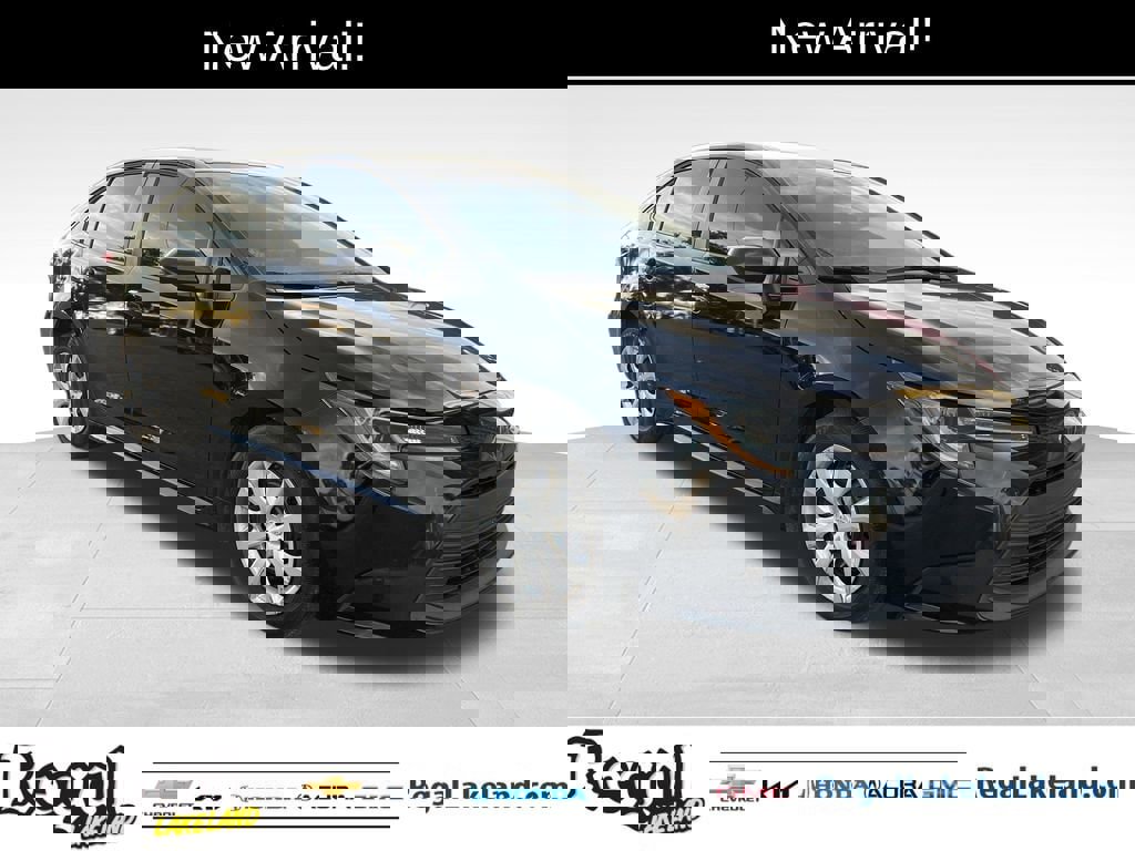 Used 2024 Toyota Corolla LE image 1