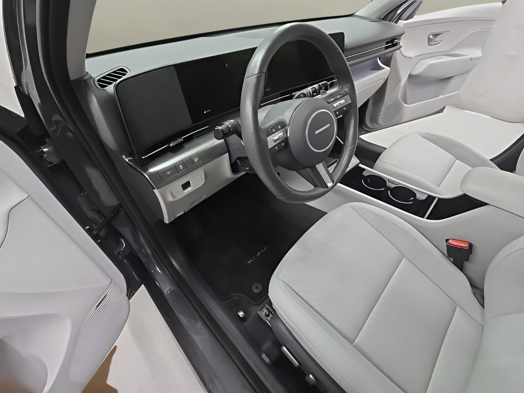 Certified 2024 Hyundai Kona Limited AWD/4WD image 13