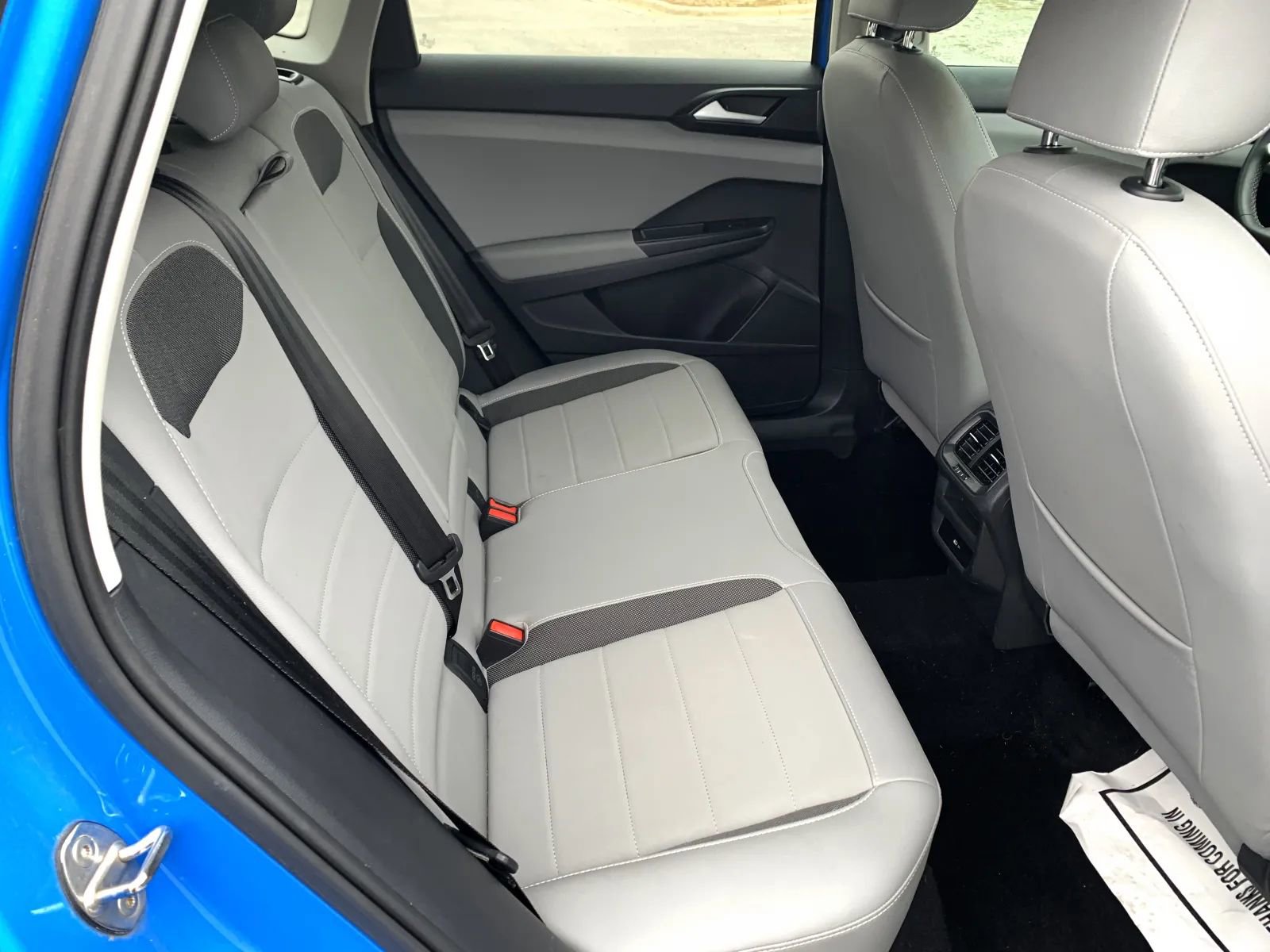 Used 2023 Volkswagen Taos SE w/ Black Wheel Package image 30