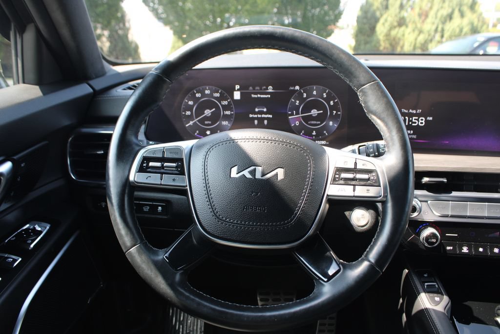 Used 2023 Kia Telluride SX Prestige X-Pro AWD/4WD image 18
