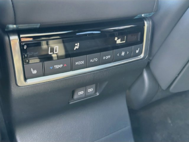 New 2026 Lexus GX 550 w/ Cold Area Package AWD/4WD image 19