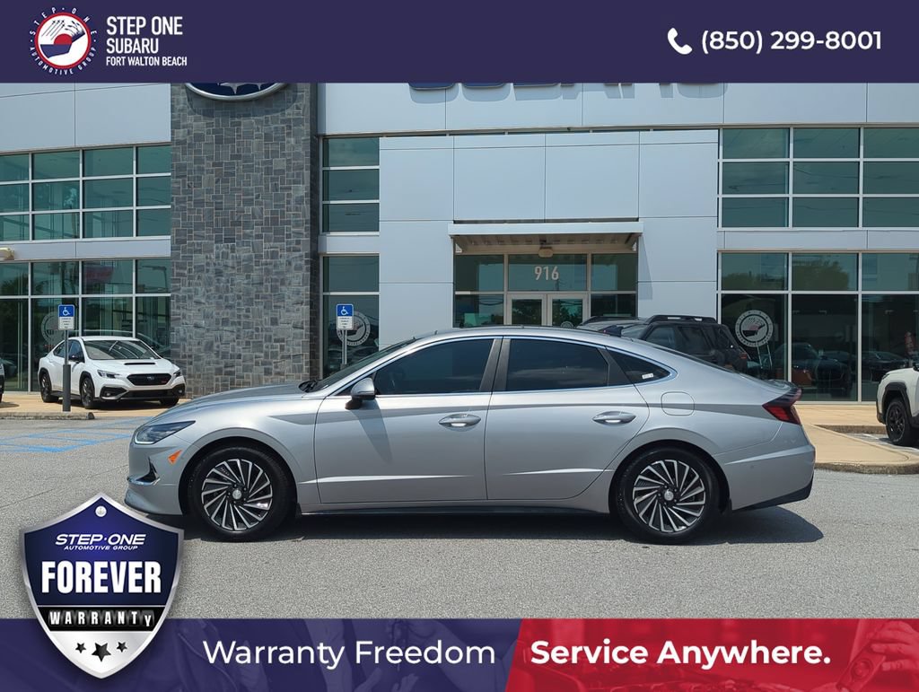 Used 2023 Hyundai Sonata Limited w/ Cargo Package FWD image 4