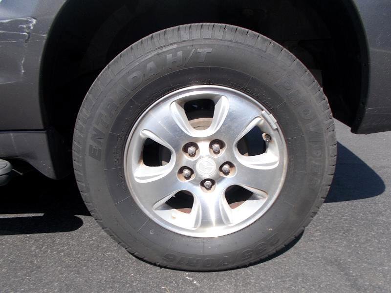 Used 2003 MAZDA Tribute LX image 12
