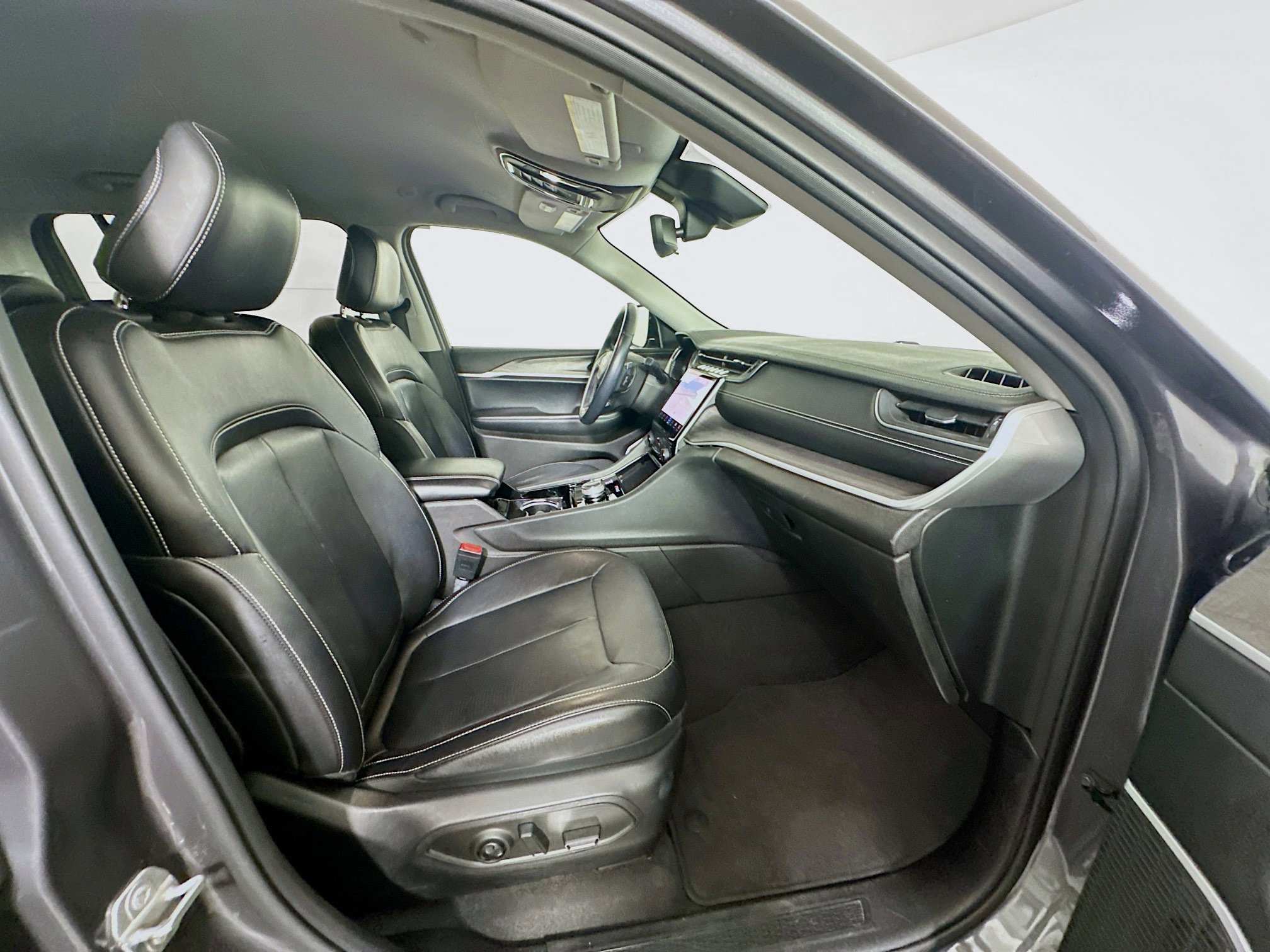 Used 2021 Jeep Grand Cherokee L Limited image 33