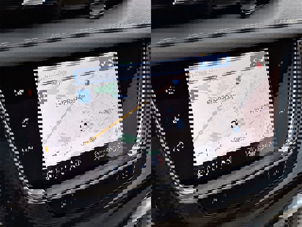 Used 2024 Cadillac XT6 Premium Luxury w/ Technology Package image 15