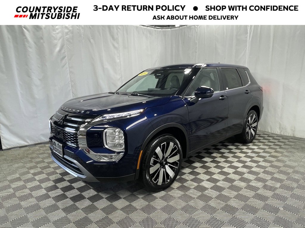 New 2025 Mitsubishi Outlander SE image 1
