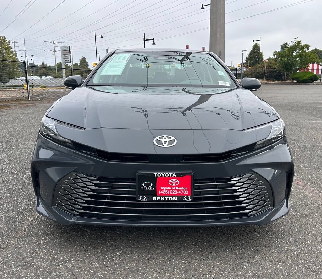 Certified 2025 Toyota Camry XLE FWD image 2