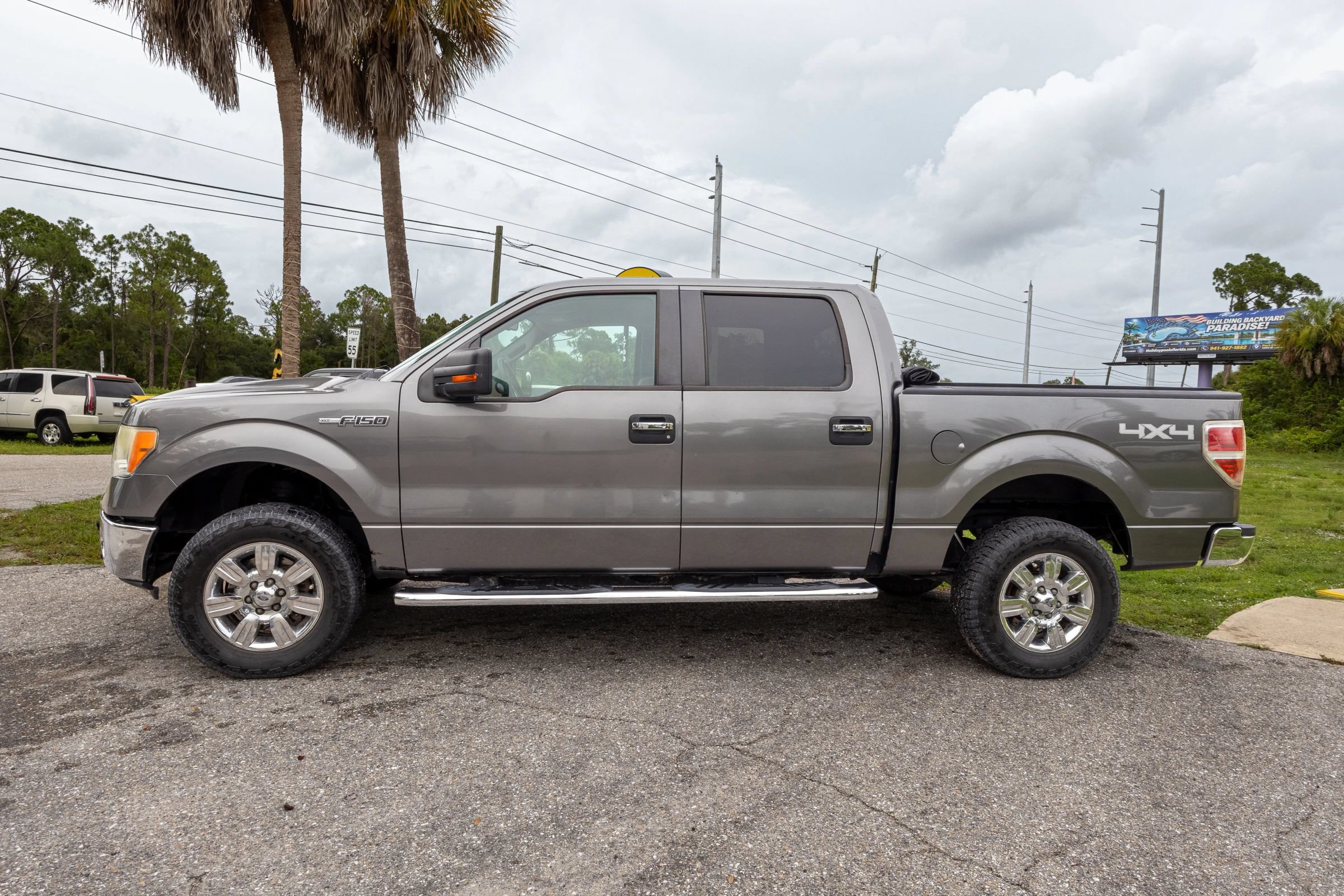 Used 2010 Ford F150 Platinum AWD/4WD image 2
