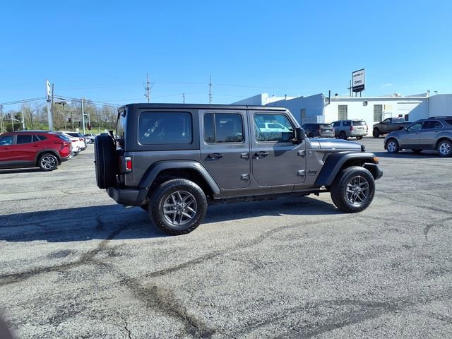 Used 2025 Jeep Wrangler Sport S image 17