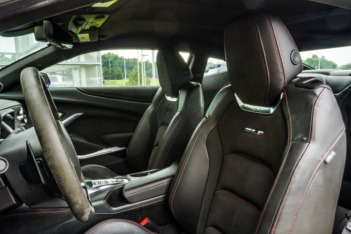 Used 2022 Chevrolet Camaro ZL1 RWD image 33
