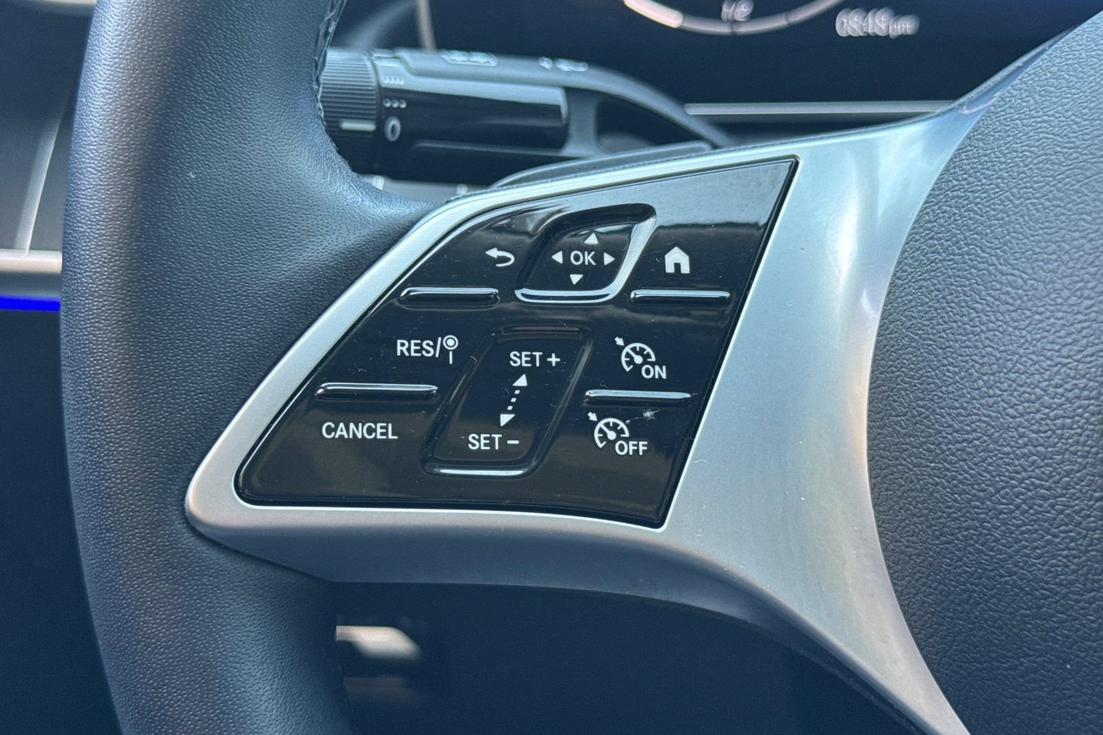 Certified 2023 Mercedes-Benz C 300 Sedan image 27