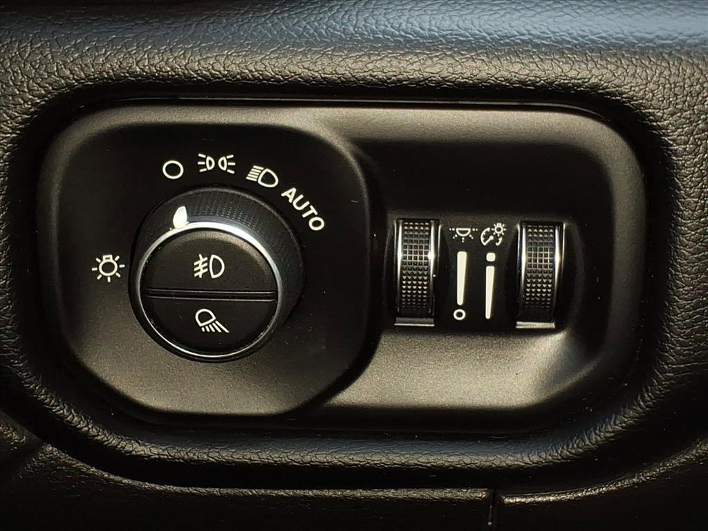 Used 2020 RAM 2500 Laramie image 27