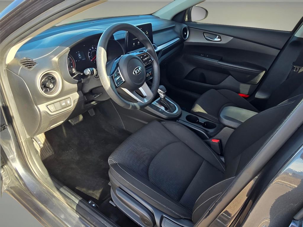 Used 2021 Kia Forte LXS image 10