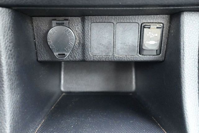 Used 2016 Toyota Corolla L FWD image 29
