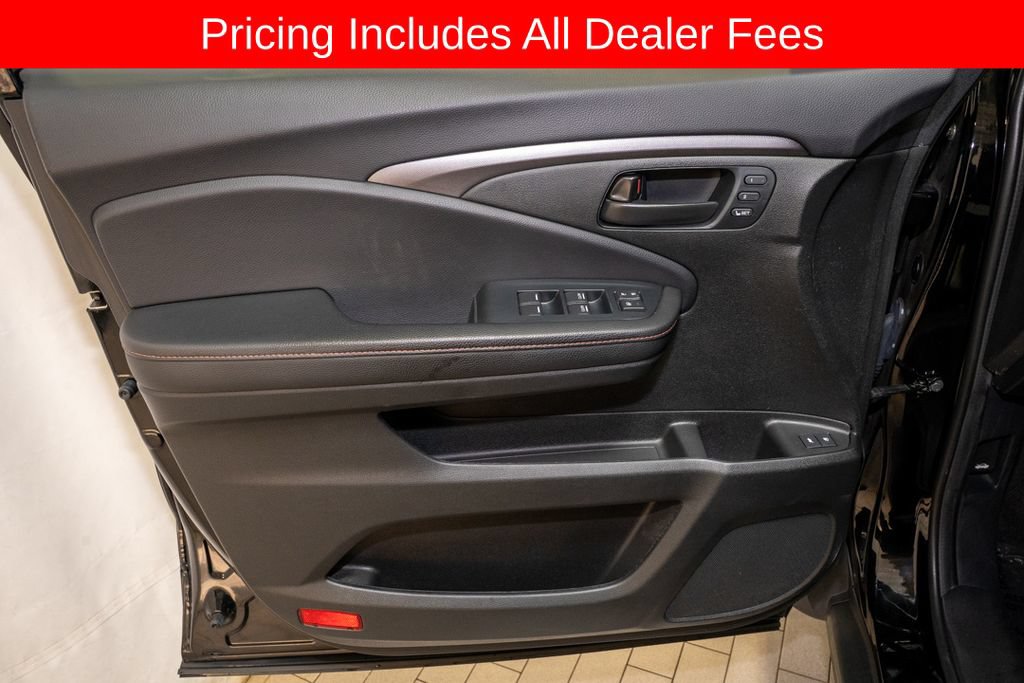 Used 2023 Honda Passport TrailSport image 15