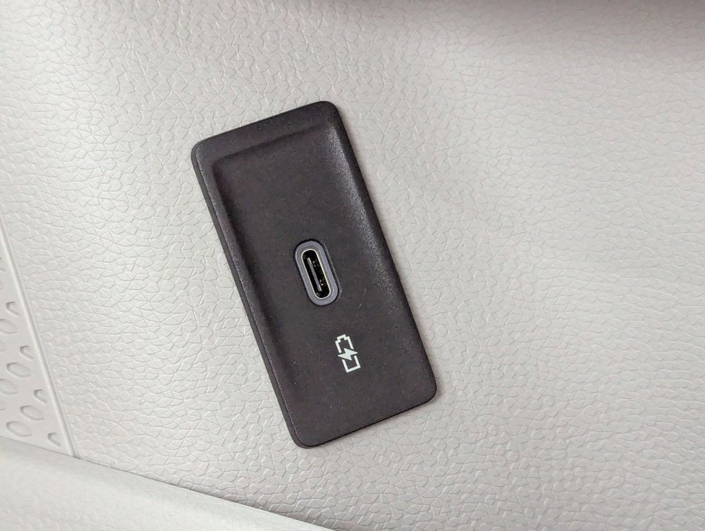 New 2025 Volkswagen ID. Buzz Pro S Plus image 23