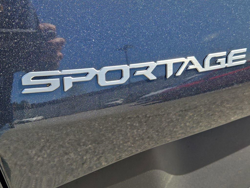 Certified 2024 Kia Sportage EX image 12