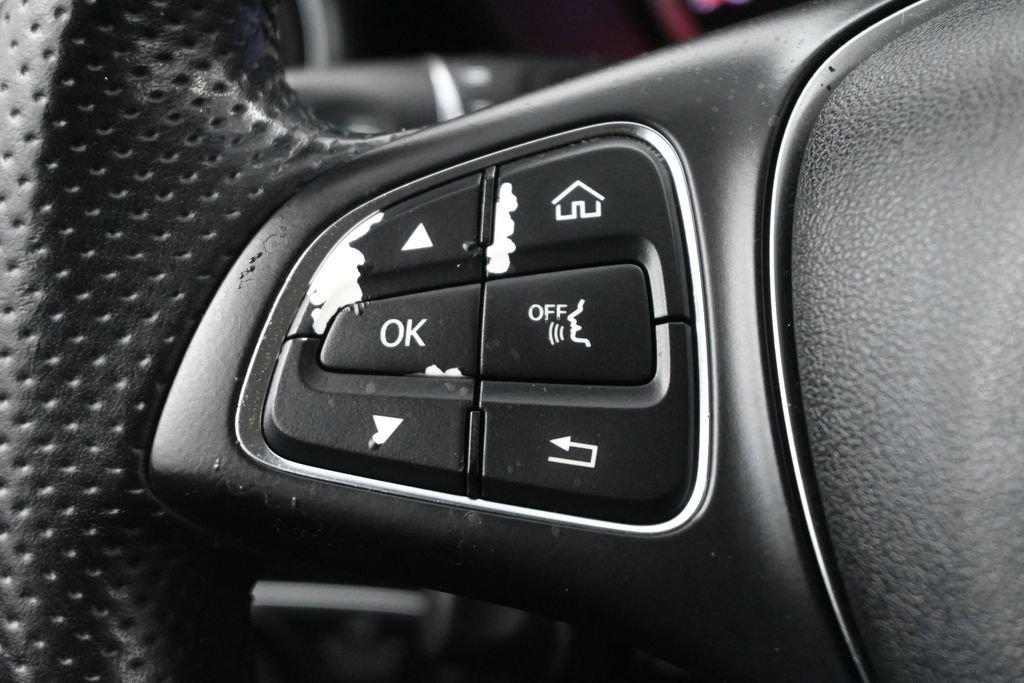 Used 2016 Mercedes-Benz GLC 300 image 6