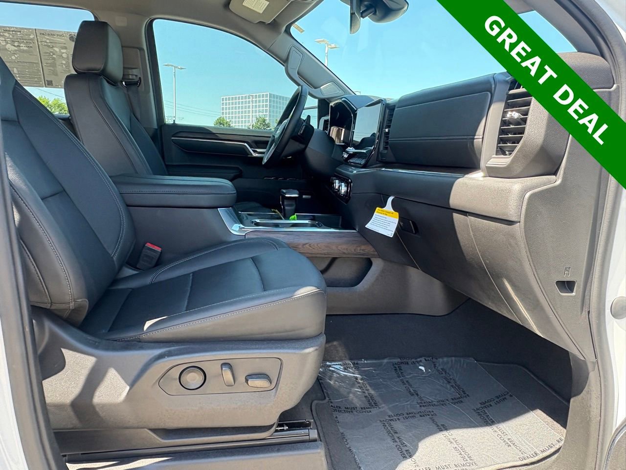 Used 2024 GMC Sierra 1500 SLT w/ SLT Premium Plus Package AWD/4WD image 39