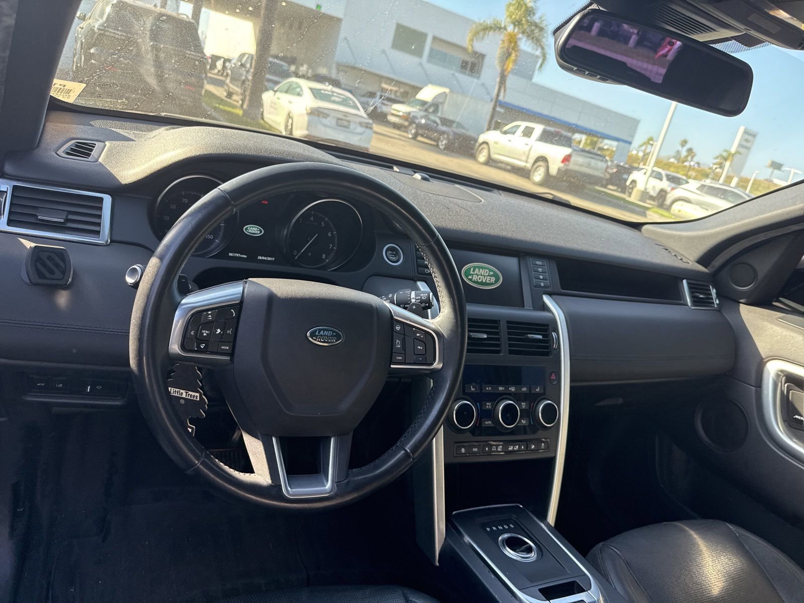 Used 2018 Land Rover Discovery Sport HSE image 8