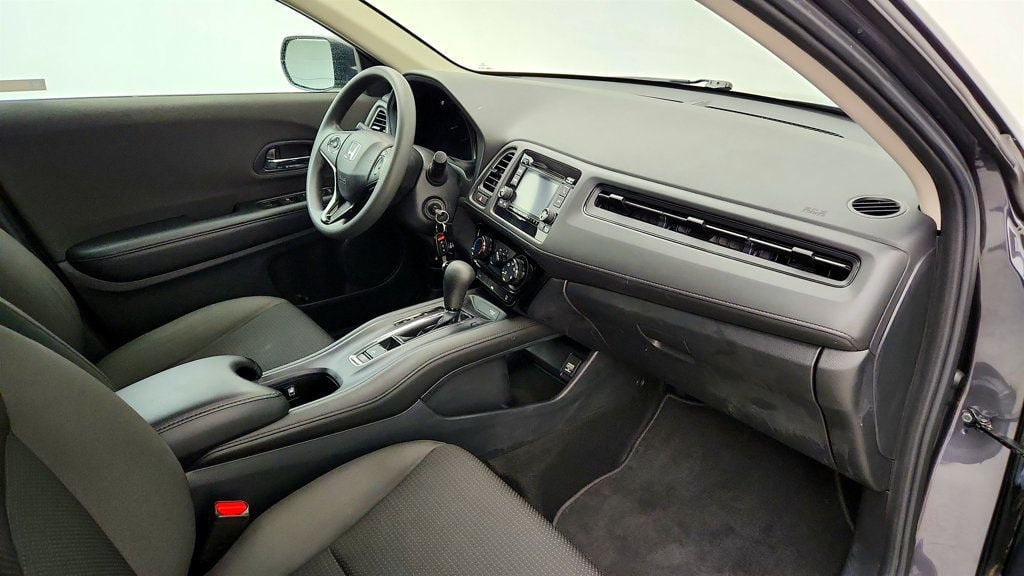 Used 2019 Honda HR-V LX image 23