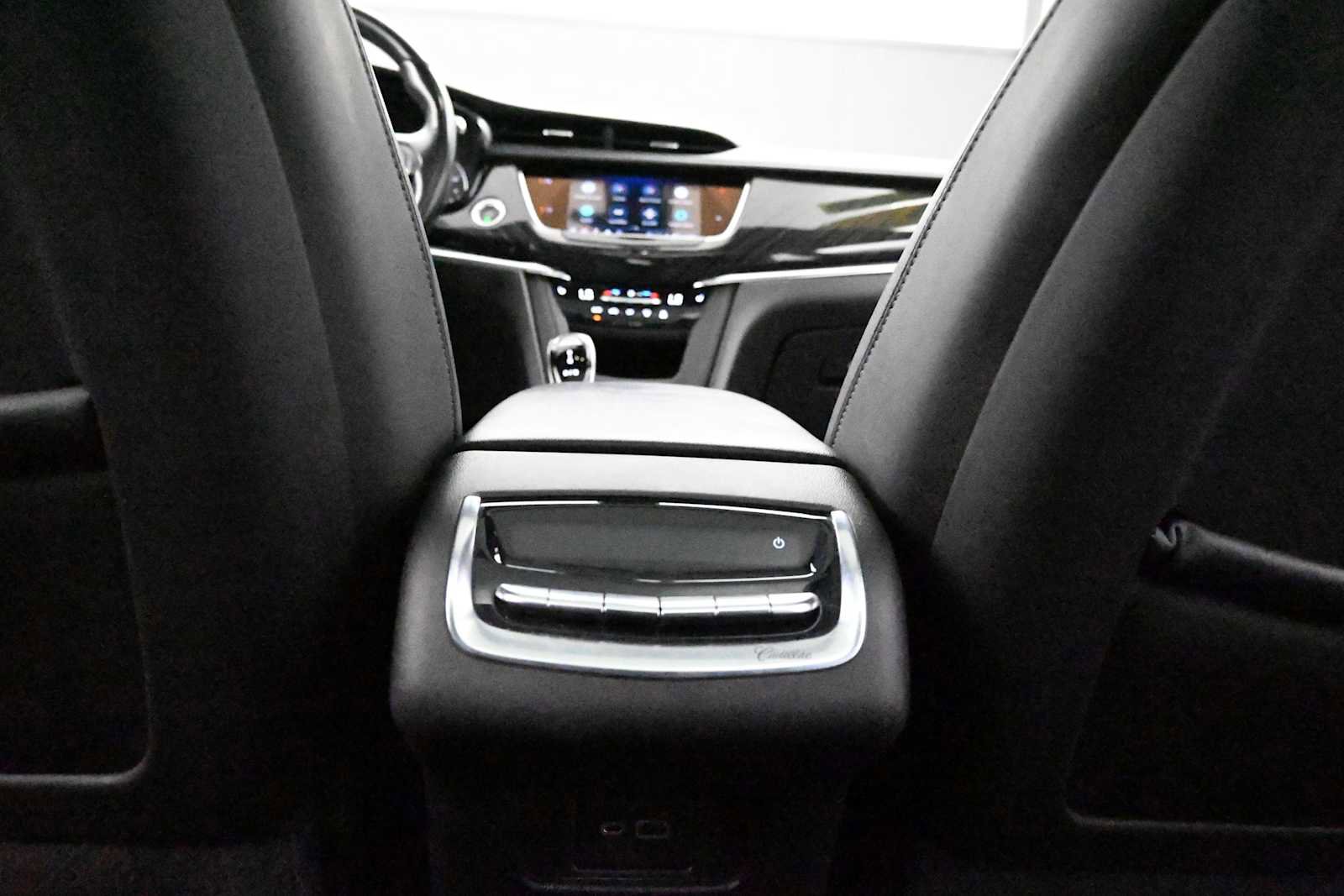 Used 2022 Cadillac XT6 Premium Luxury AWD/4WD image 30