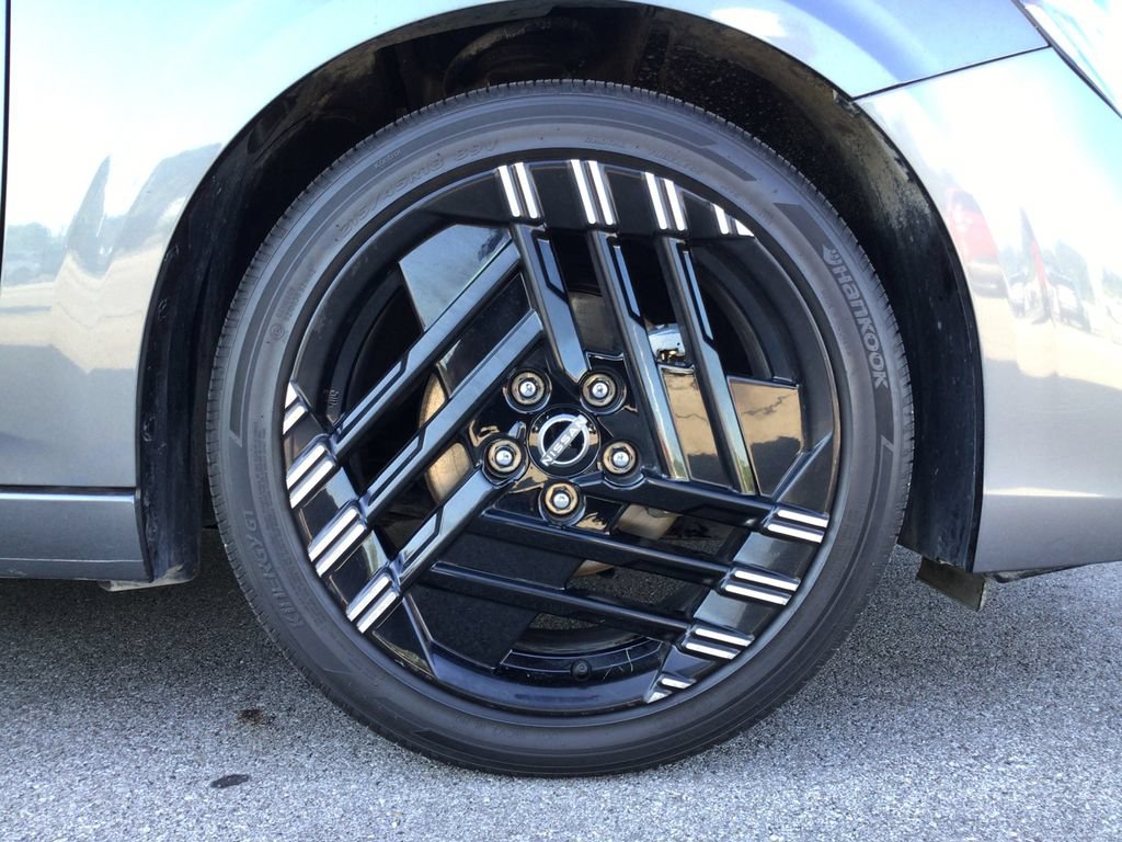 Used 2026 Nissan Sentra SR w/ Floor Mat Package FWD image 16