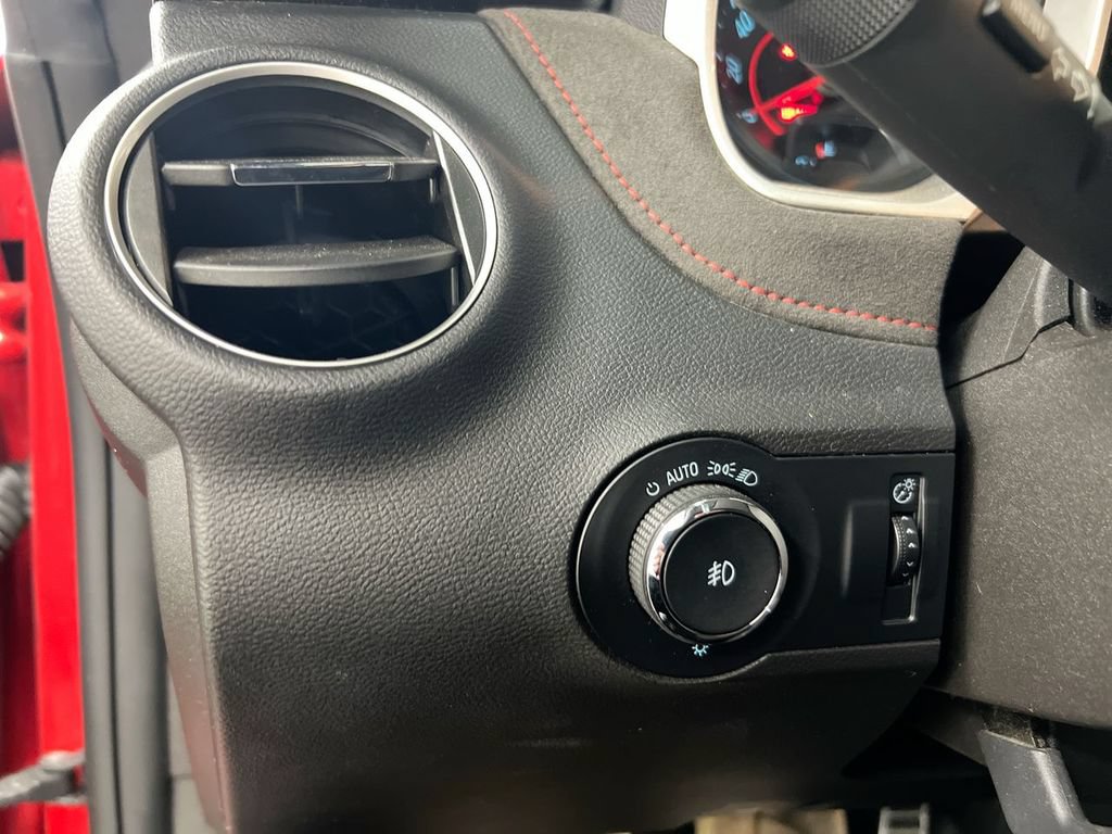 Used 2012 Chevrolet Camaro ZL1 RWD image 17