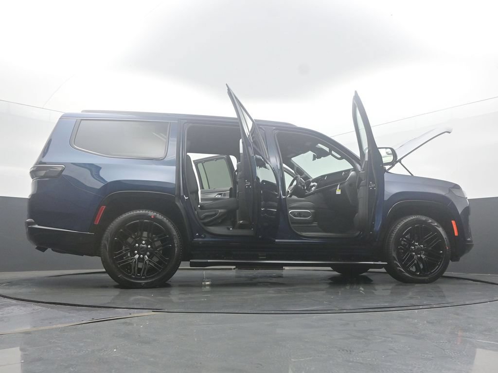New 2026 Jeep Grand Wagoneer Limited AWD/4WD image 61