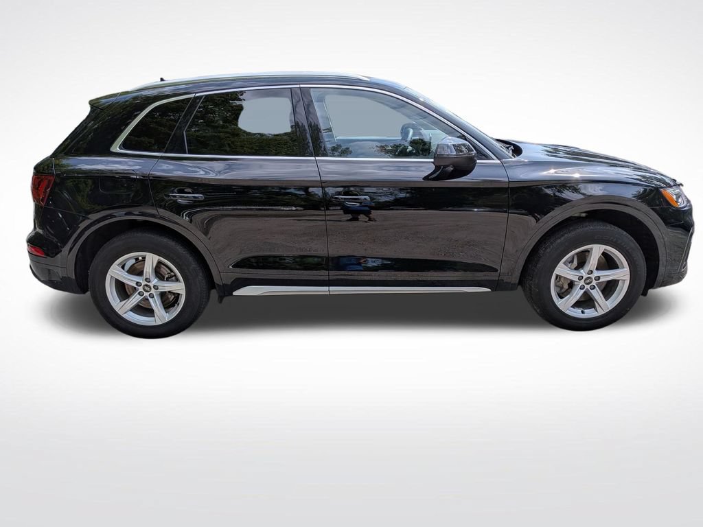 Used 2023 Audi Q5 Premium Plus w/ Convenience Package AWD/4WD image 2