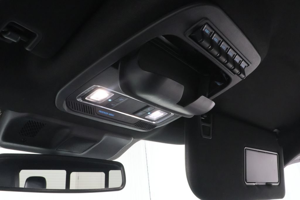 Used 2023 Ford F250 Platinum AWD/4WD image 17