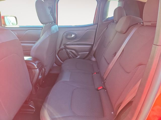 Used 2018 Jeep Renegade Altitude image 14