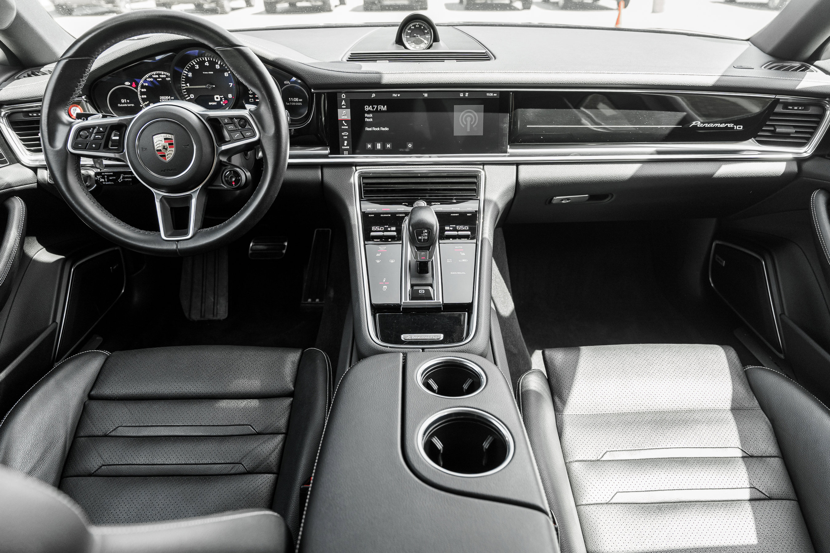 Used 2020 Porsche Panamera 4 image 8