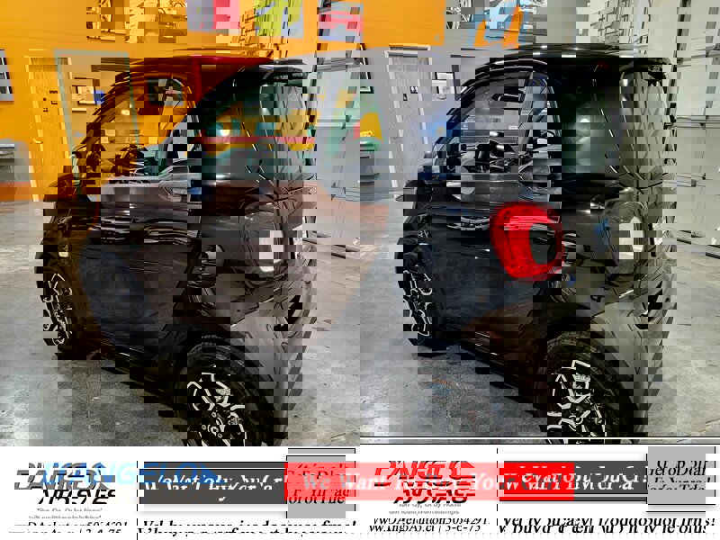 Used 2019 smart fortwo electric drive image 5