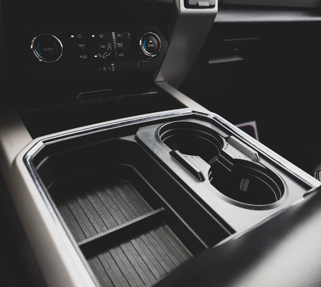 Used 2019 Ford F250 Lariat w/ Chrome Package image 16