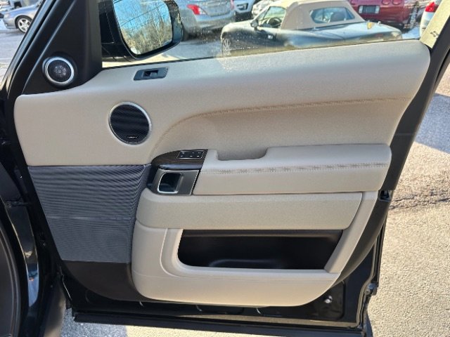 Used 2015 Land Rover Range Rover Sport HSE image 37