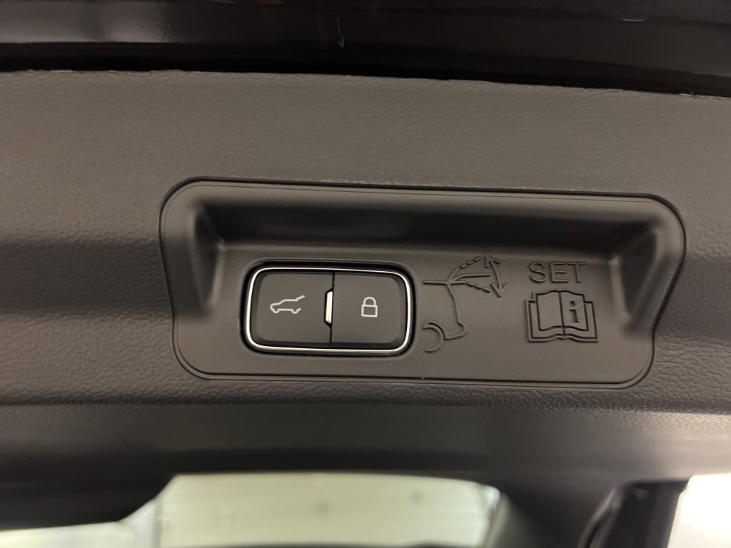 New 2025 Ford Explorer ST-Line image 31