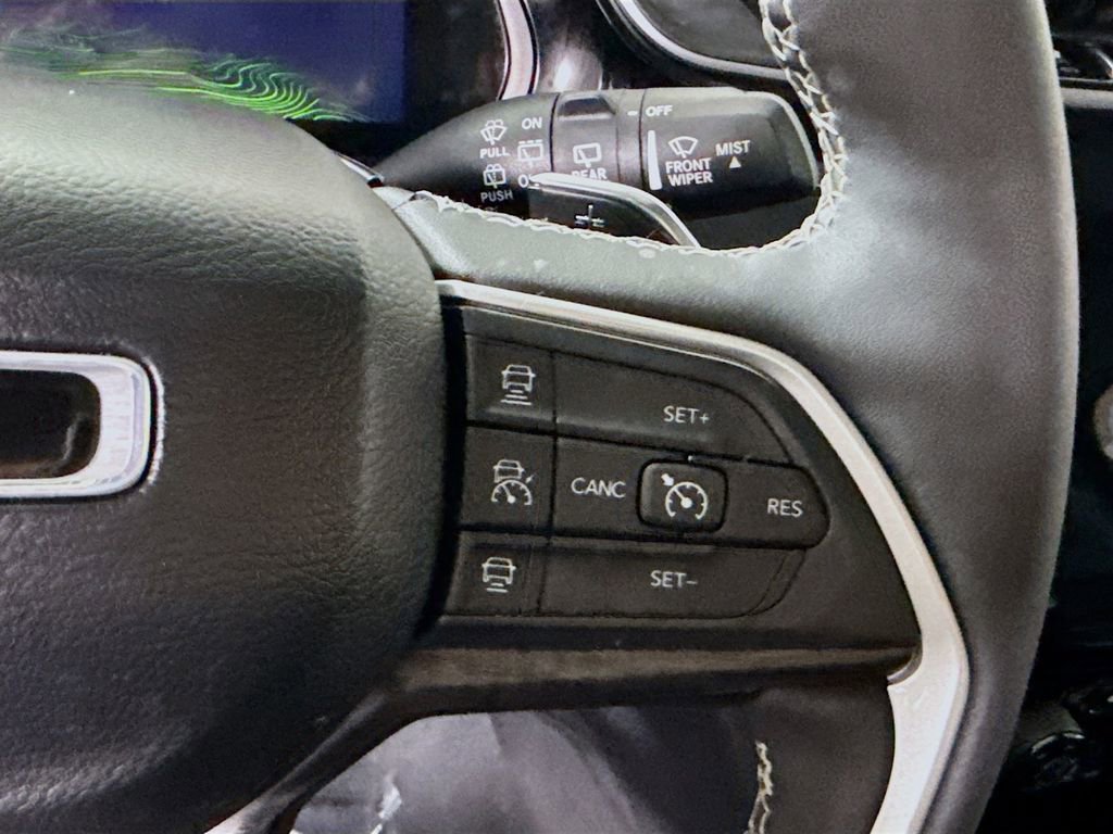 Used 2022 Jeep Grand Cherokee Limited 4xe image 24