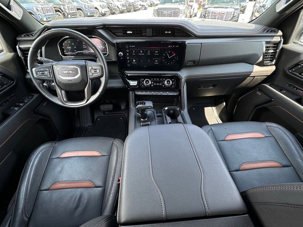 Used 2023 GMC Sierra 1500 AT4 w/ Technology Package AWD/4WD image 30