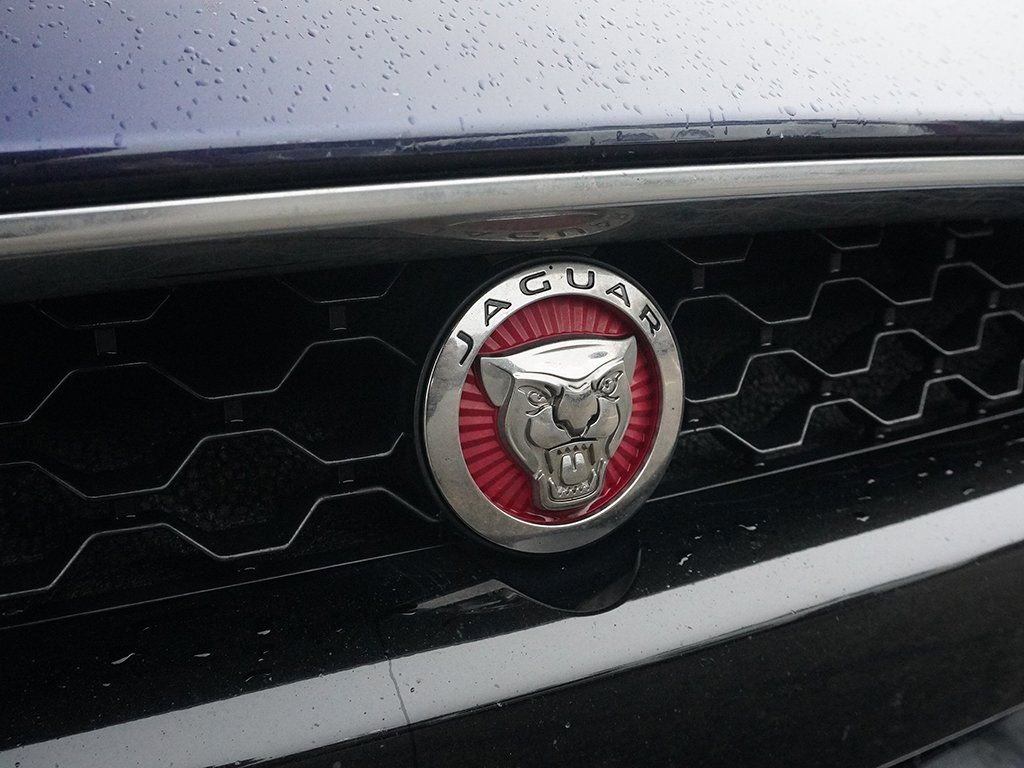 Used 2019 Jaguar F-TYPE R-Dynamic image 26