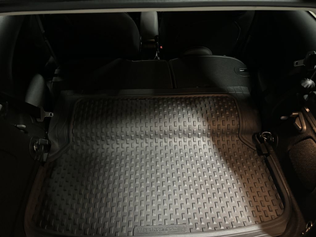 Used 2019 MINI Cooper 2-Door Hardtop w/ Storage Package image 58