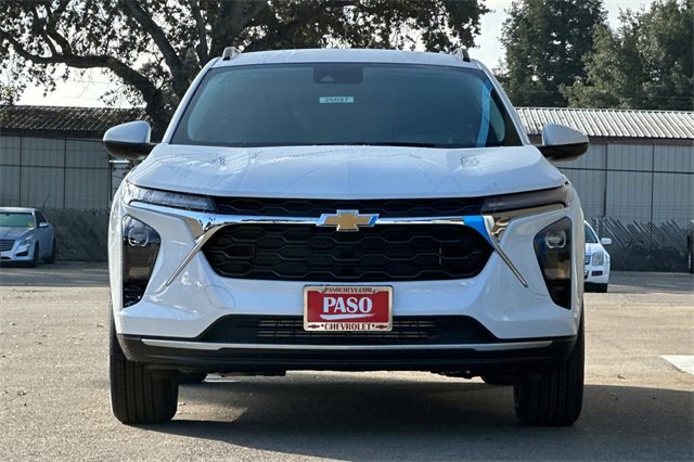 New 2026 Chevrolet Trax LT w/ Driver Confidence Package image 12