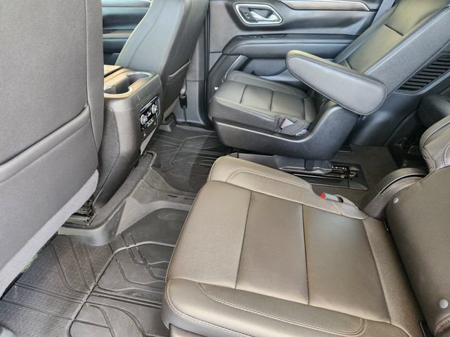 Used 2024 Chevrolet Tahoe Z71 w/ Luxury Package AWD/4WD image 31