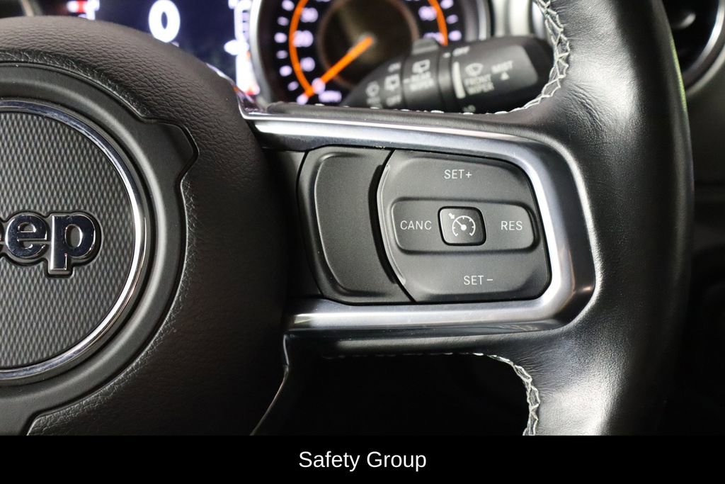 Used 2021 Jeep Wrangler Unlimited Sahara AWD/4WD image 10