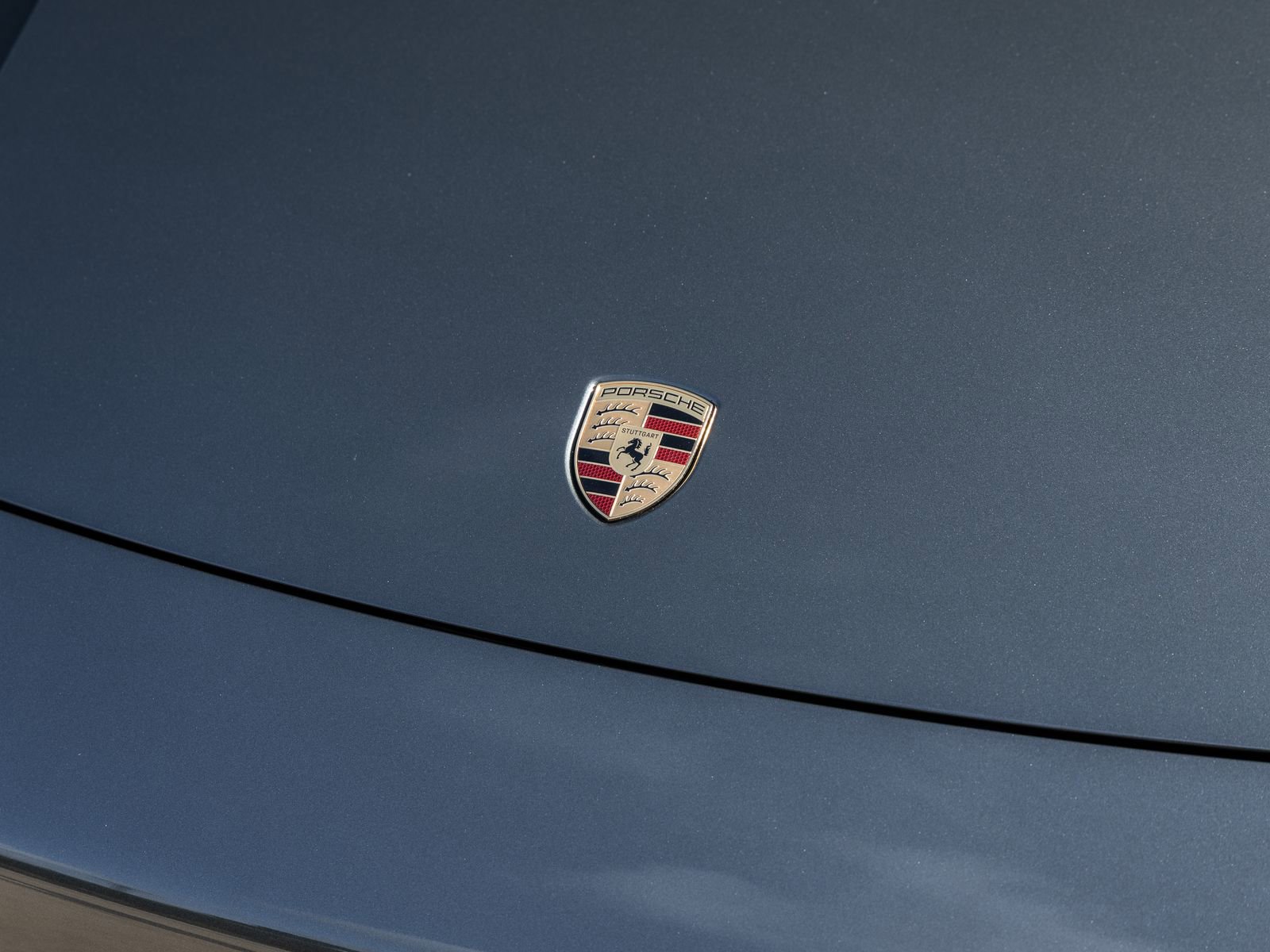 Certified 2025 Porsche Macan Electric image 17