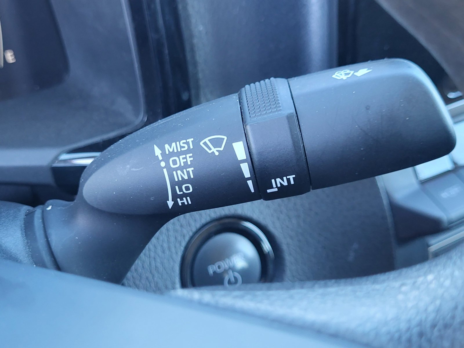 Used 2025 Toyota Camry LE image 33