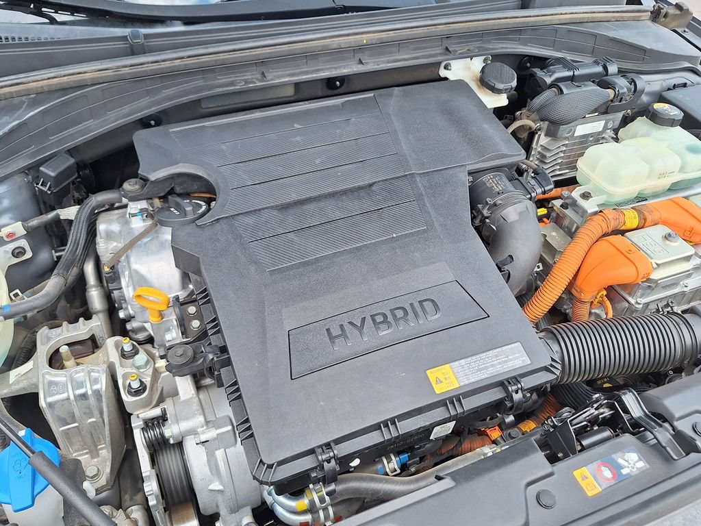 Used 2018 Hyundai Ioniq Blue FWD image 27