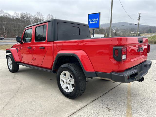 Used 2022 Jeep Gladiator Sport image 6