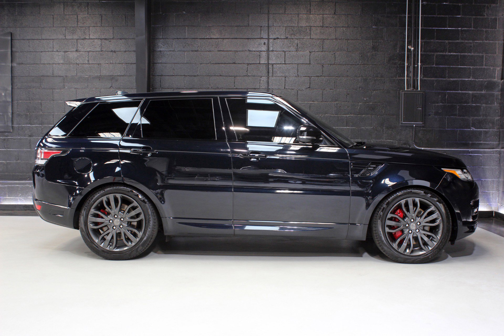 Used 2017 Land Rover Range Rover Sport Autobiography image 13