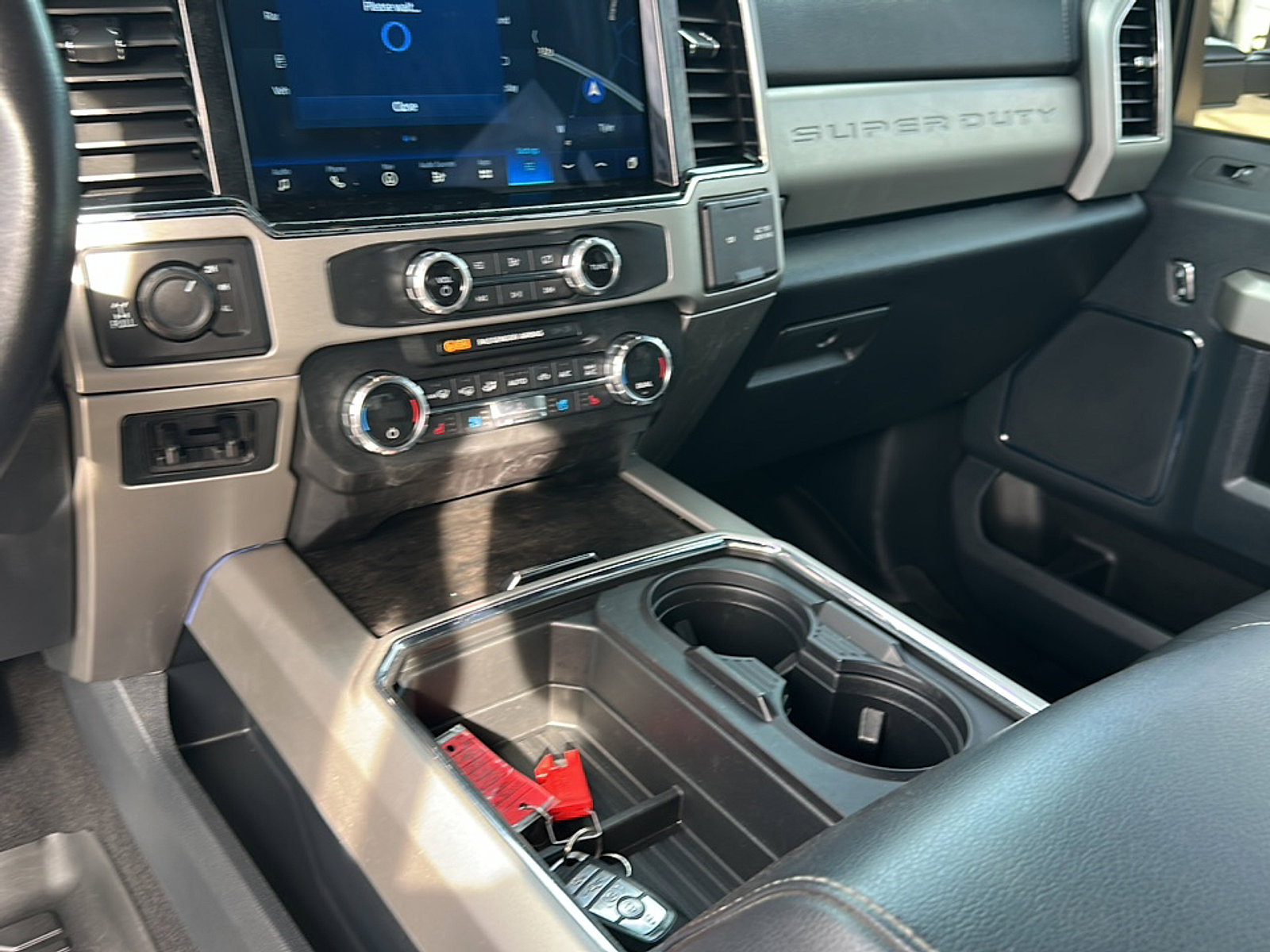 Used 2022 Ford F250 Lariat w/ Lariat Ultimate Package image 18